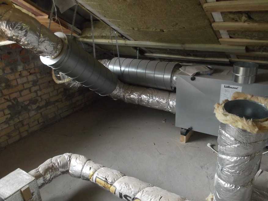 Чем утеплить вентиляционную трубу на чердаке? - отопление и водоснабжение от а до я