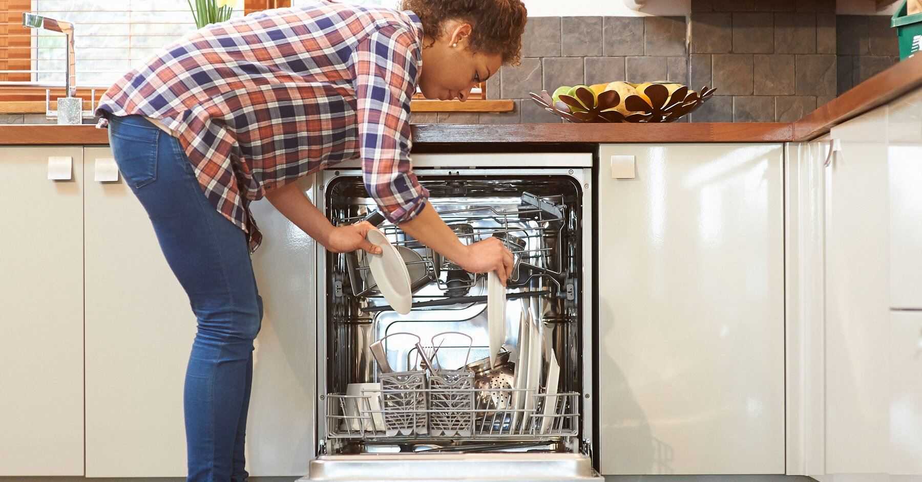 Как отмыть посудомоечную машину. Для посудомоечных машин. Посудомойка. Посудомоечная машина в квартире. Загрузка посудомоечной машины.