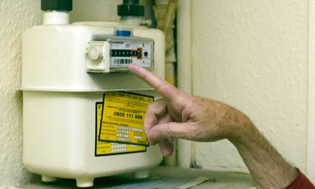 Почему вибрирует и гудит газовый трубопровод на кухне: причины шума и способы предотвращения проблем