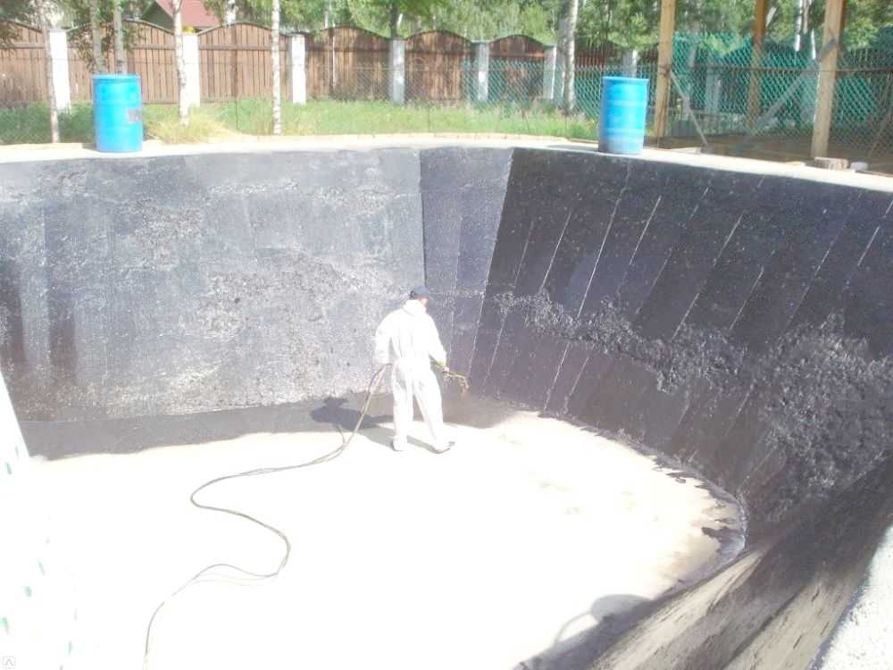 Необходимость проведения и пошаговая инструкция по гидроизоляции бассейна изнутри