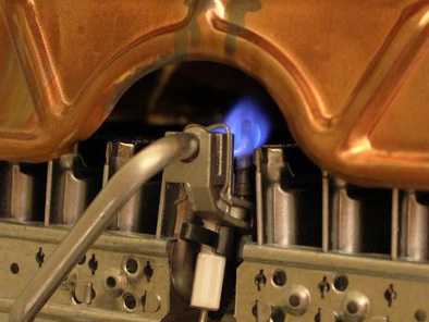 Почему щелкает газовый котел: 5 основных причин и способы их устранения