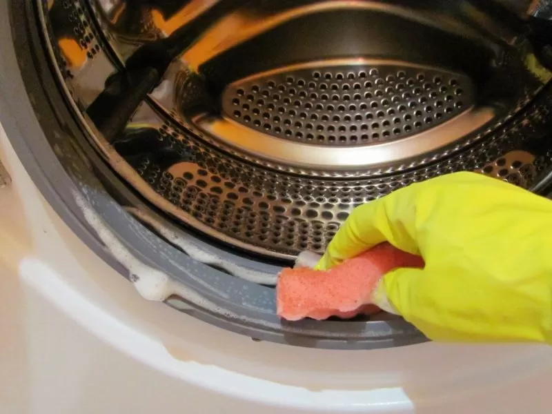 Как почистить стиральную машину и избавиться от затхлого запаха Чем убрать накипь с ТЭНа и плесень с резиновой манжеты Чистка фильтра и барабана от грязи