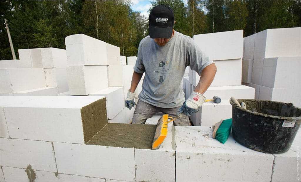 Керамзитовые блоки или керамические блоки. что лучше для строительства загородного дома?