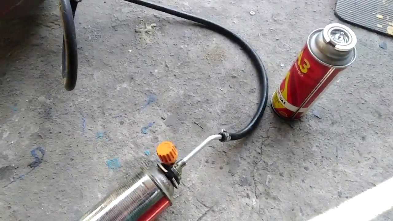 Как заправить зажигалку газом из баллончика правильно?