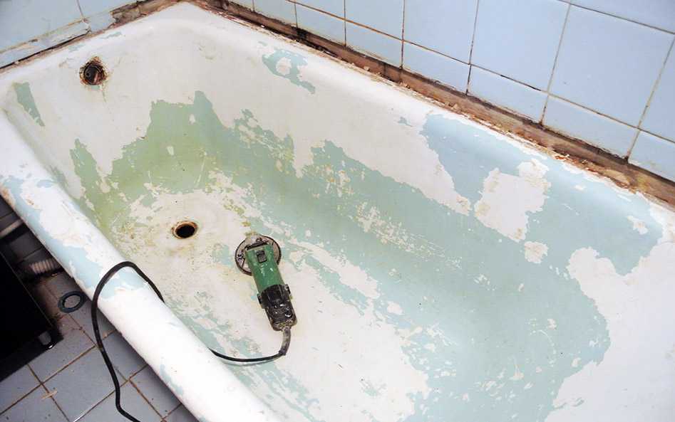 Как обновить чугунную ванну: обзор способов реставрации, их преимущества и недостатки