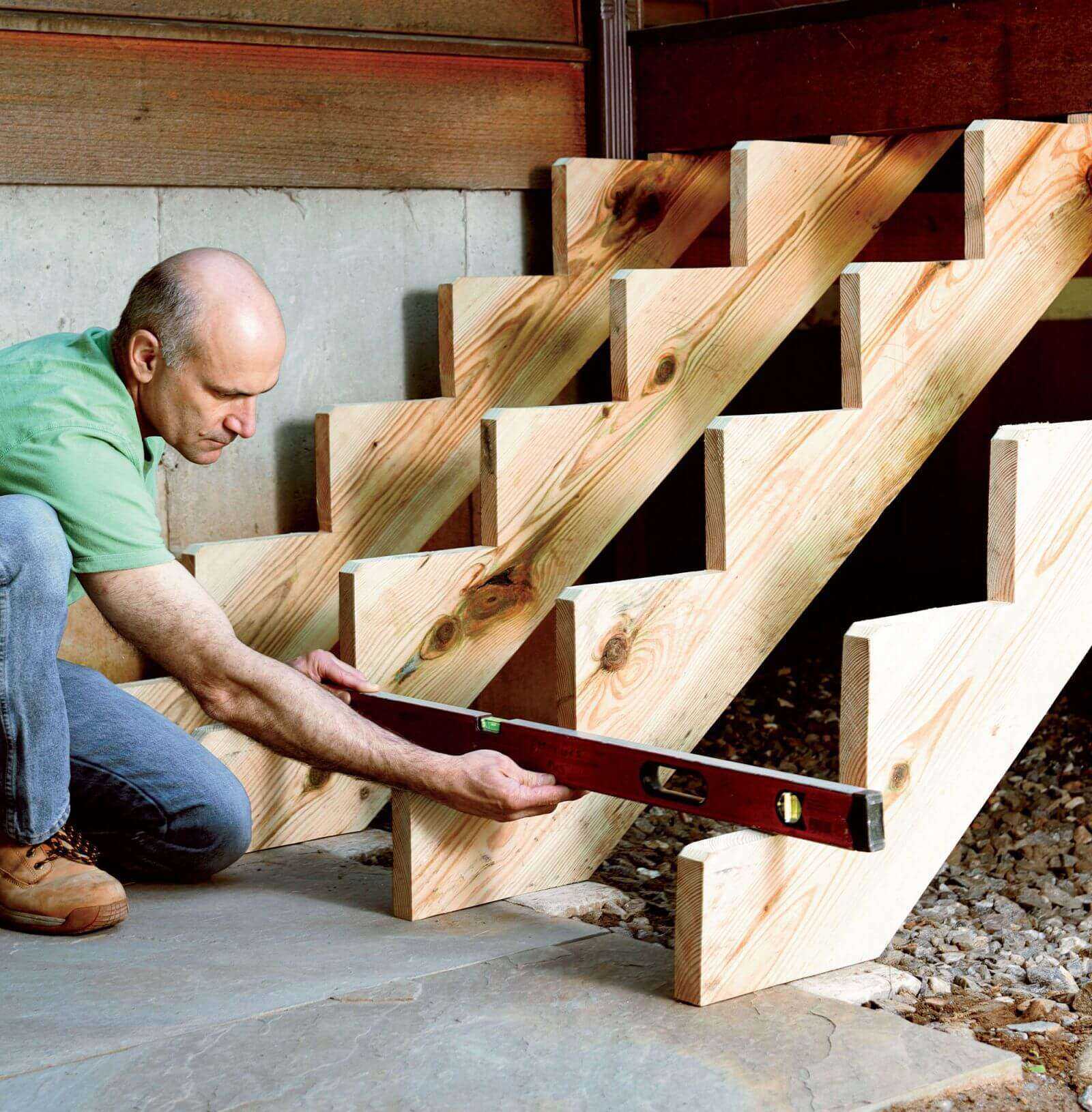 Обшивка деревом бетонной лестницы: для чего и как это делается