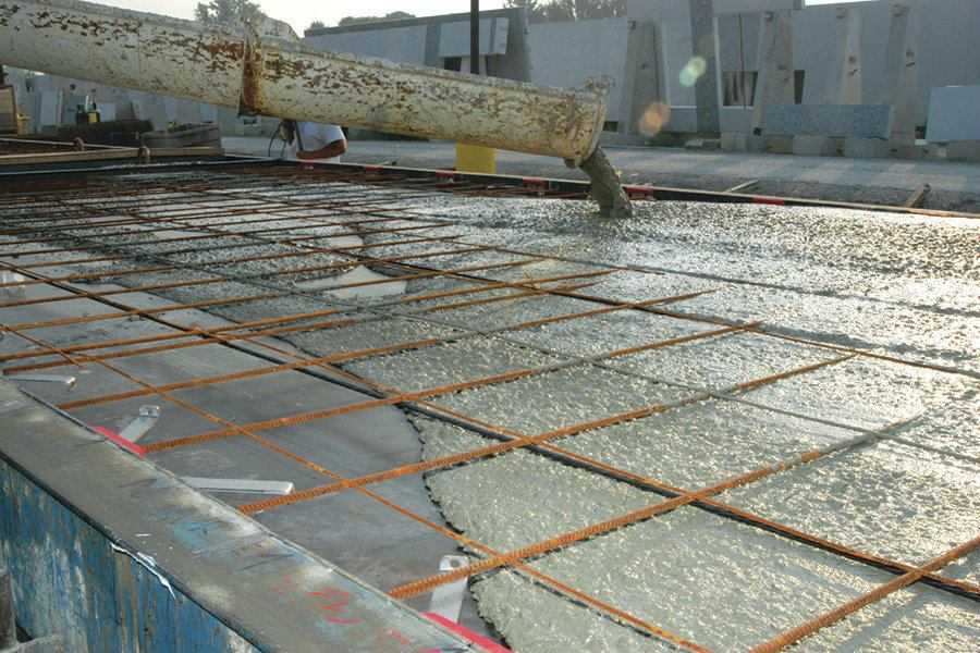 Полимерный бетон: состав, виды, особенности, технология нанесения и отзывы