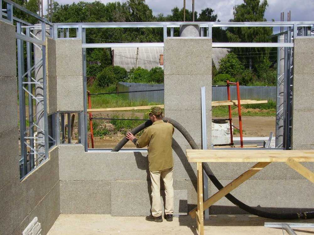 Монолитный бетон: технология строительства, преимущества и недостатки
