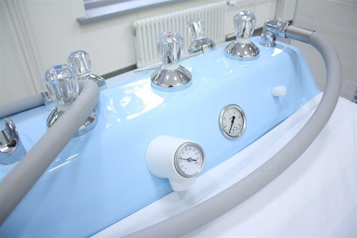 Гидромассажные ванны: преимущества и особенности, как правильно выбрать