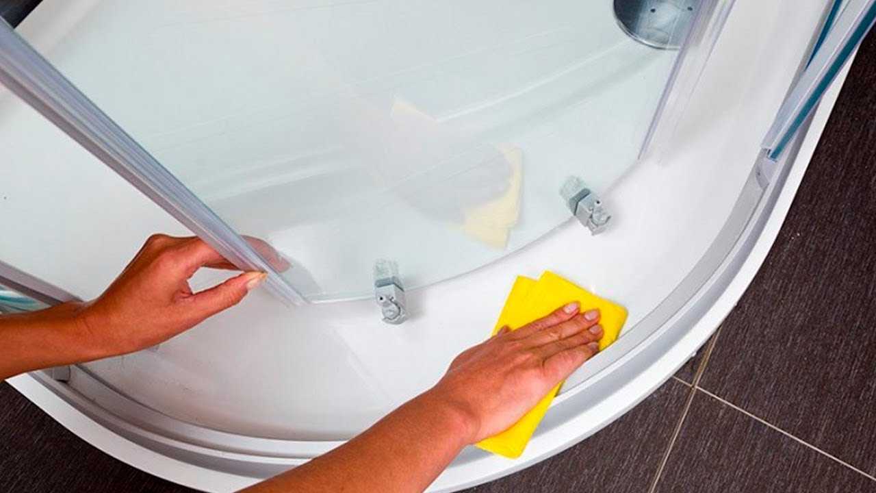 Как очистить желтую ванну. Чистка ванной. Мытье душевой кабины. Чистка душевой кабины. Мытье ванны.